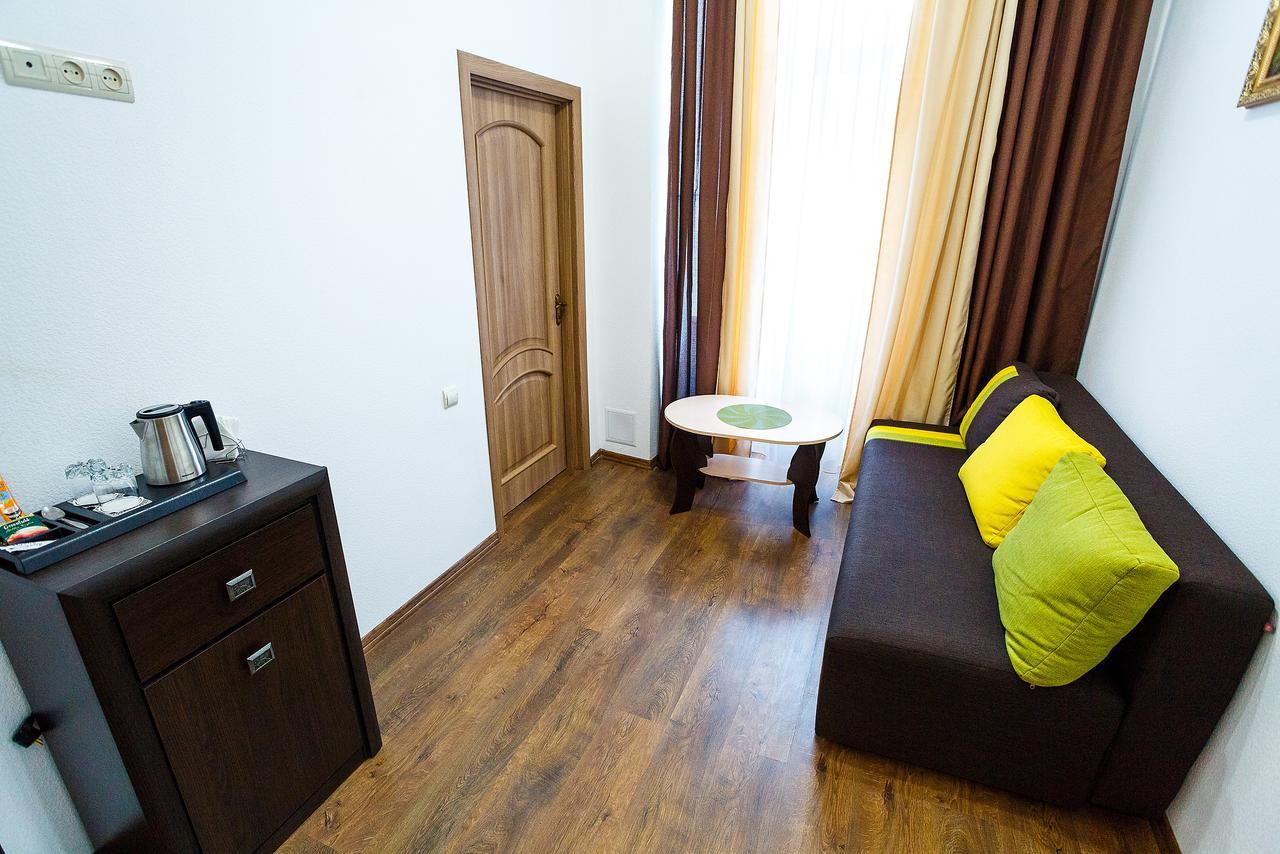 Discovery Hotel Lviv Eksteriør billede